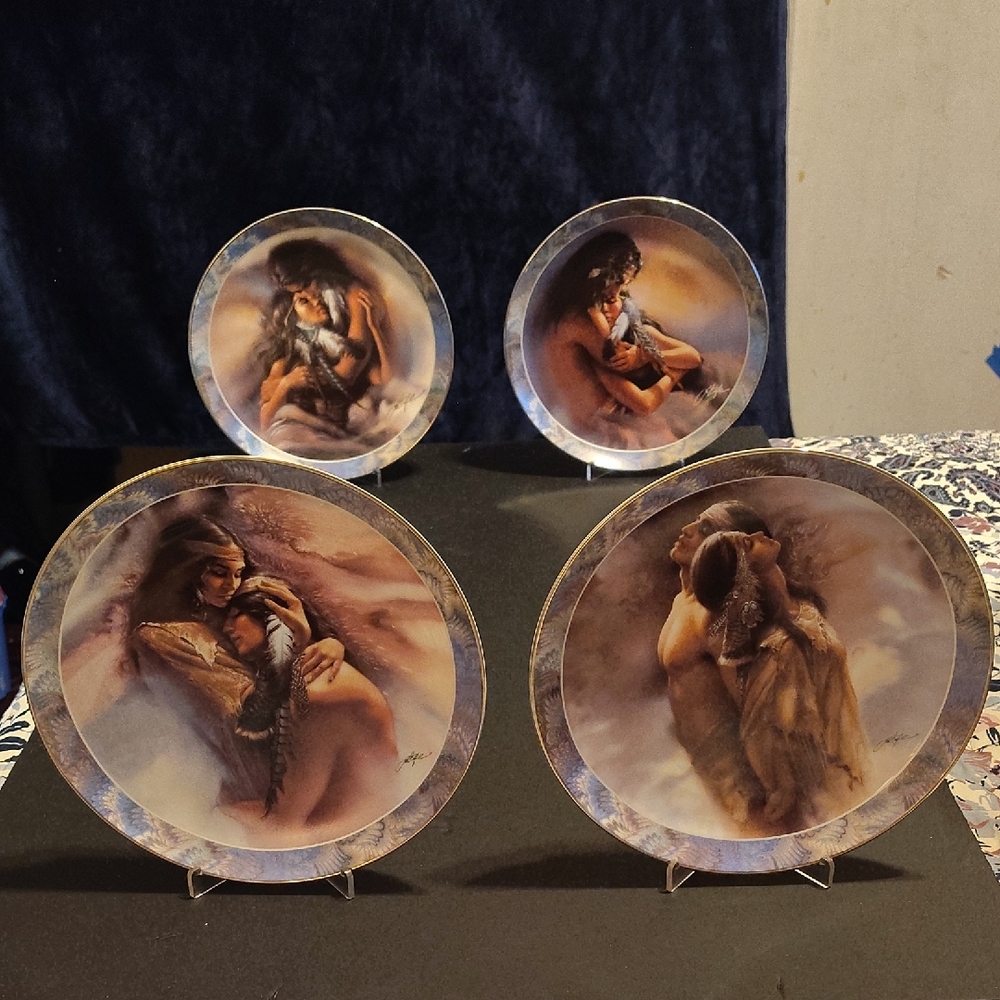 Vintage Collector Plates with Native American Art (By Lee Bogle)